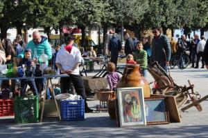 Trubel auf dem Flohmarkt
