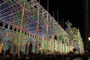 San Nicola 6 Lichterdom seitlich