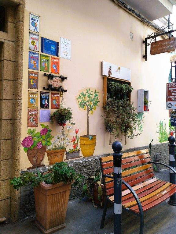 Decorazione di una casa nel centro storico di Taranto