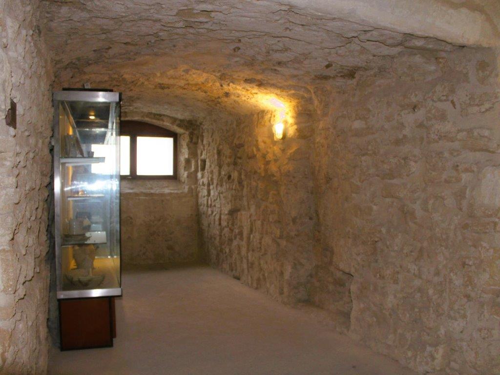 Castello Aragonese Taranto - muro aragonese