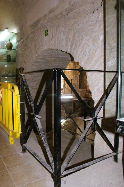 muro federiciano castello aragonese Taranto