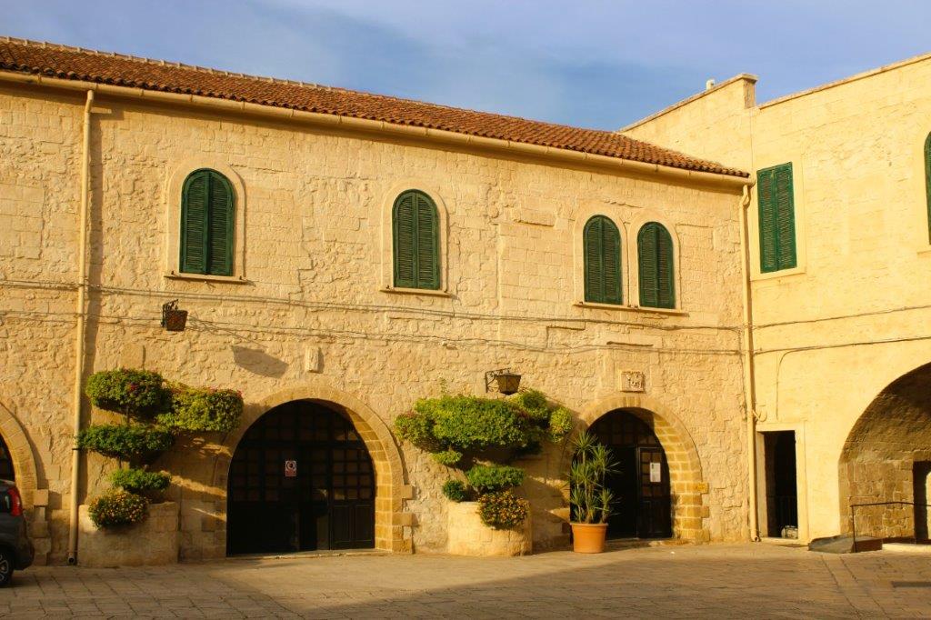 Cortile Castello Aragonese Taranto