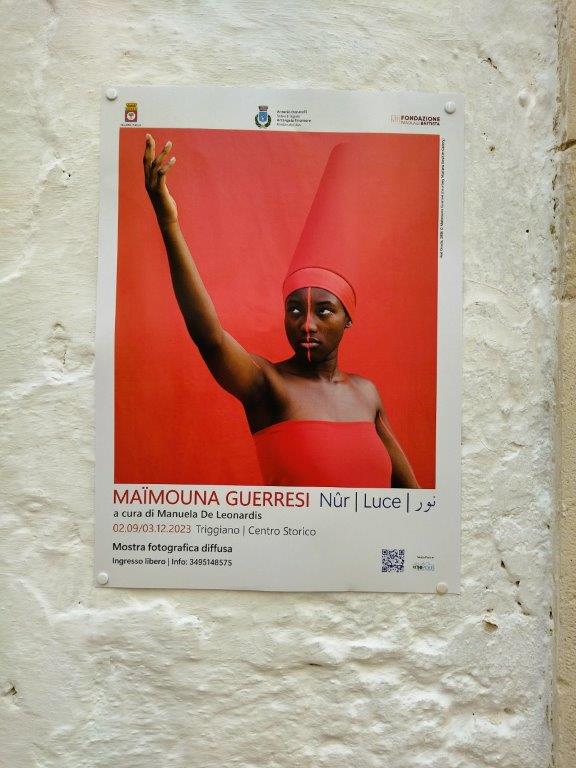 Nûr/Luce: a Triggiano la mostra fotografica di Maïmouna Guerresi